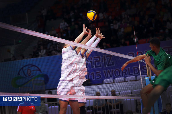 مسابقات دانش‌آموزی والیبال زیر ۱۵ سال قهرمانی جهان (ایران - عربستان)