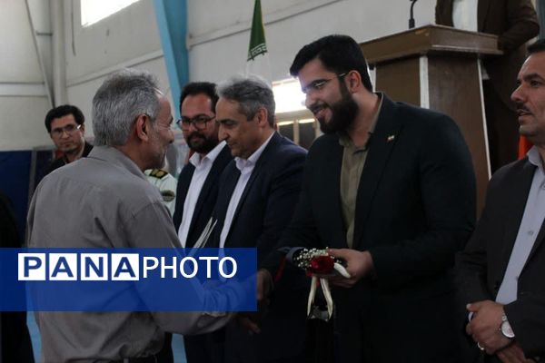 جشن گرامیداشت مقام والای معلم در جاجرم