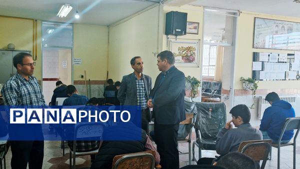 بازدید سرپرست آموزش و پرورش قوچان از روند برگزاری امتحانات شبه نهایی کشوری