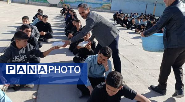 برپایی هیئت عزاداری دانش‌آموزی «قاسم ابن الحسن(ع)» در دبیرستان رئیس‌زاده خلیل‌آباد