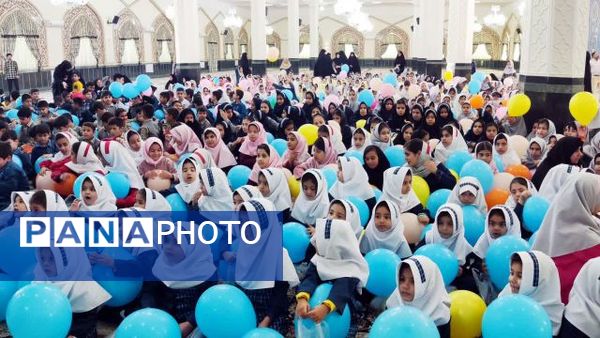 اجتماع بزرگ دانش‌آموزان در زیارتگاه شهید آیت الله مدرس(ره)