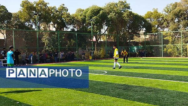 گذری بر روز های دوم و سوم از مسابقات فوتبال دبیرستان شاهد ابوذر غفاری نیشابور 