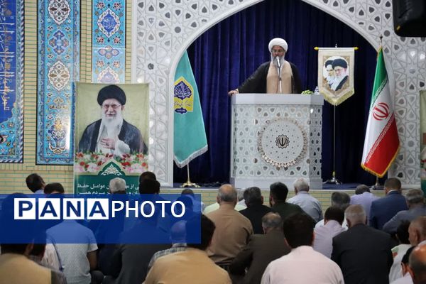 آیین وحدت‌بخش نماز عبادی سیاسی جمعه در مصلی امام خمینی(ره) ماهدشت 
