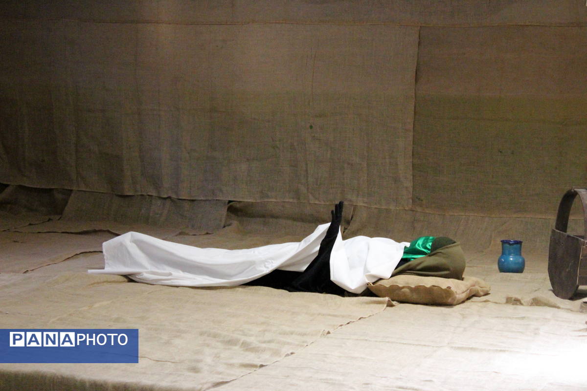 برگزاری تئاتر «یاس پژمرده» در دبیرستان سردار شهید قاسم سلیمانی