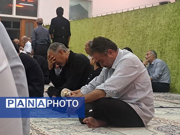 مراسم شب اربعین در مسجد الهادی نیشابور
