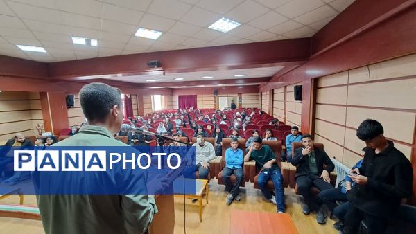 تجلیل از نخبگان قرآنی در نکا