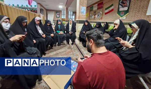 «ایران‌مون» مهمان اعتکاف دانش‌آموزی دختران همدان شد