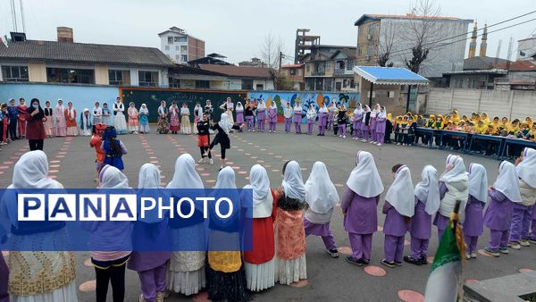 برگزاری مسابقات بومی محلی به مناسبت روز مادر