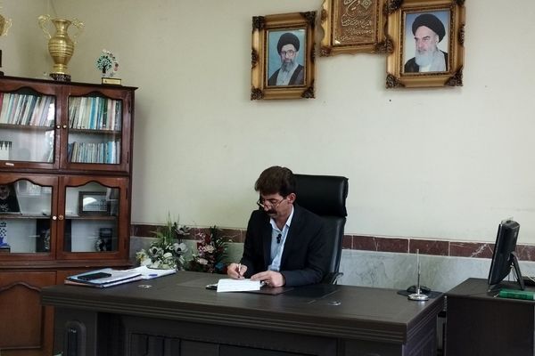یکی از اهداف مهم پروژه مهر، توزیع عادلانه امکانات و فراهم کردن فرصت‌های برابر برای دانش‌آموزان است