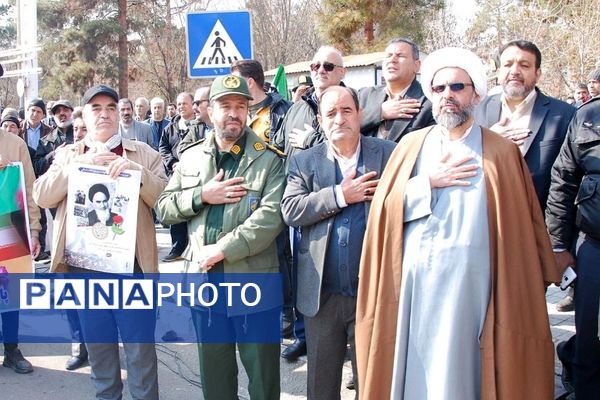 راهپیمایی ۲۲ بهمن در قیامدشت