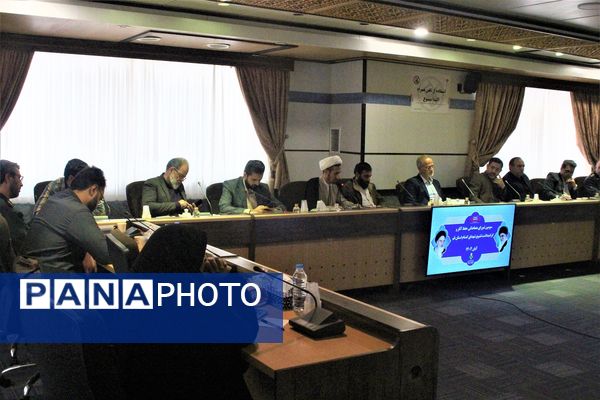 نشست شورای هماهنگی آیین وداع و خاکسپاری شهدای گمنام در قم