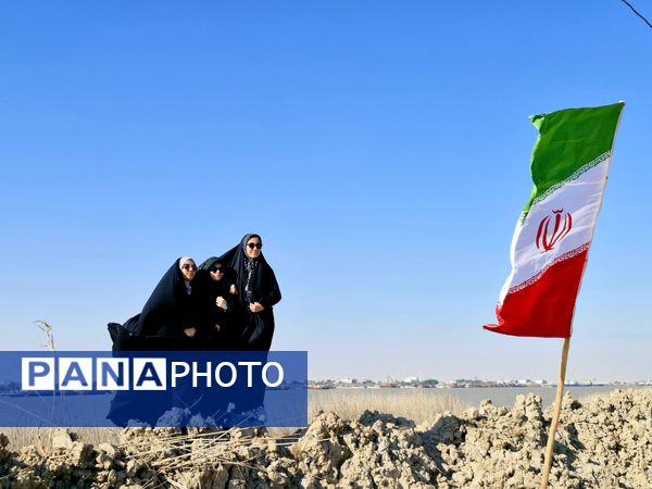 قدم بر خاک عشق