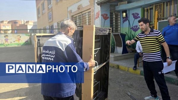 اقلام ورزشی کاروان نشاط به مدارس شهرستان نظرآباد ارسال شد