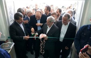 افتتاح آموزشگاه ۱۲ کلاسه زنده یاد دکتر داریوش گنجی در روستای دستگرد بیرجند