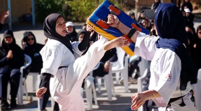 آیین افتتاحیه المپیاد ورزشی دبیرستان شاهد فارسان