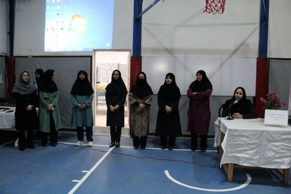 اولین جلسه عمومی انجمن اولیا و مربیان دبیرستان دخترانه شاهد غرویان (وکیلی22)