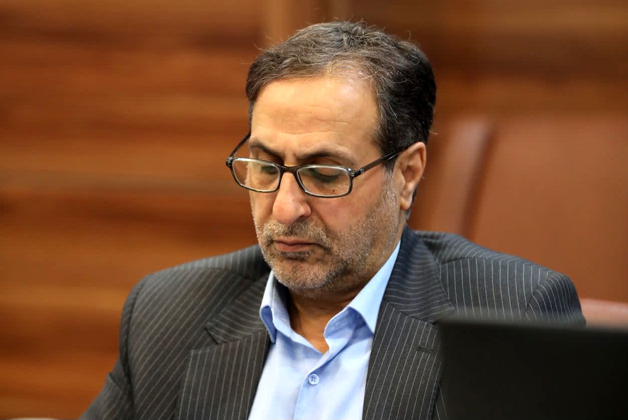 گفت‌وگو و حسن معاشرت پایه پیوندهای خانوادگی است