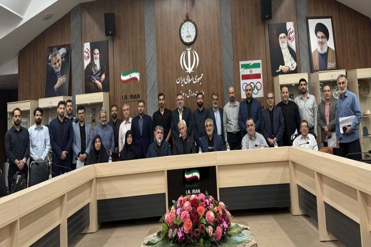 نشست معاون وزیر با مسئولان کانون‌های بسیج فدراسیون‌ها