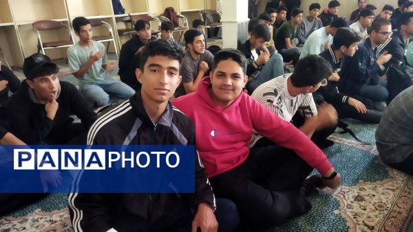 هیات هفتگی دانش‌آموزی در دبیرستان شاهد ابوذر غفاری نیشابور 