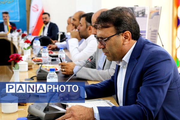 نشست خبری مدیران کل واحدهای تابعه وزارت امور اقتصادی و دارایی استان کرمان