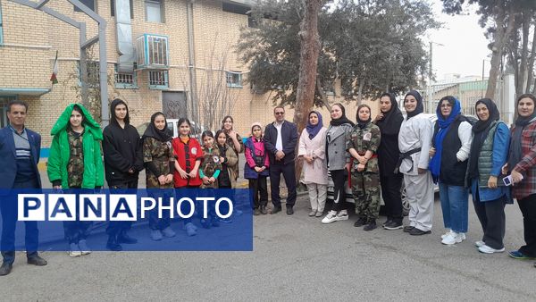 دختران ورزشکار ملاردی با کاشت نهال، آینده‌ای سبزتر برای زمین رقم می‌زنند
