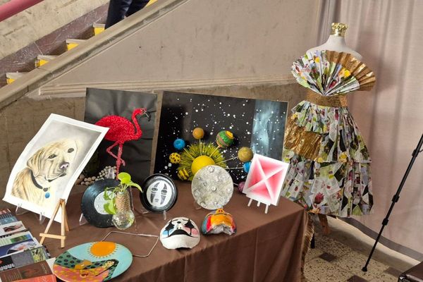 هفته «ماها» در هنرستان کوثر قیامدشت؛ تلفیق مهارت، هویت و نشاط دانش‌آموزی