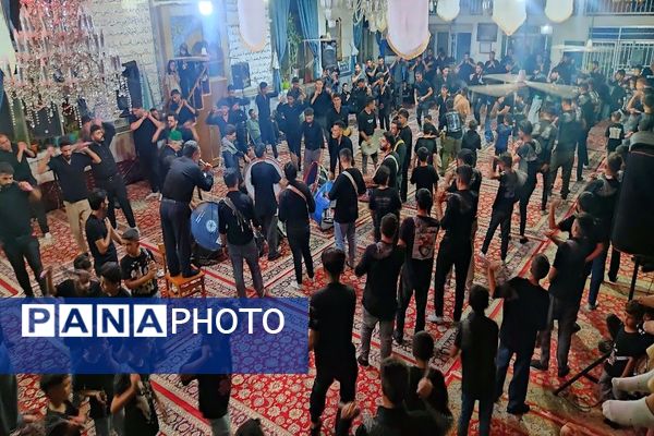 مراسم عزاداری آقا ابا عبدالله الحسین (ع) در شب عاشورا حسینی در شهر بار 