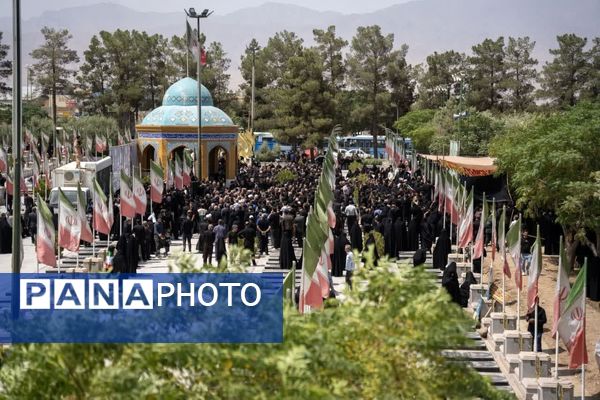 تشییع با شکوه شهدای مقاومت در دارالمؤمنین کاشان