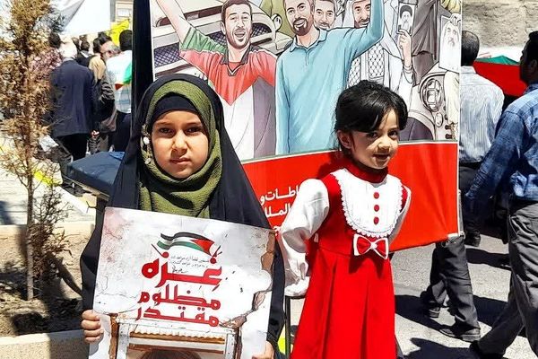 حضور مردم سراسر استان کرمان در راهپیمایی روز قدس