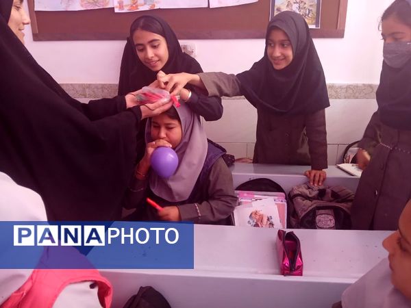 شادی کودکانه و معنویت دینی در لیلة‌الرغائب دبستان  شهید نجفی فدافن 