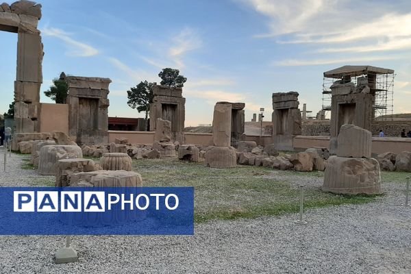 تخت جمشید نمادی از شکوه و عظمت در ایران باستان