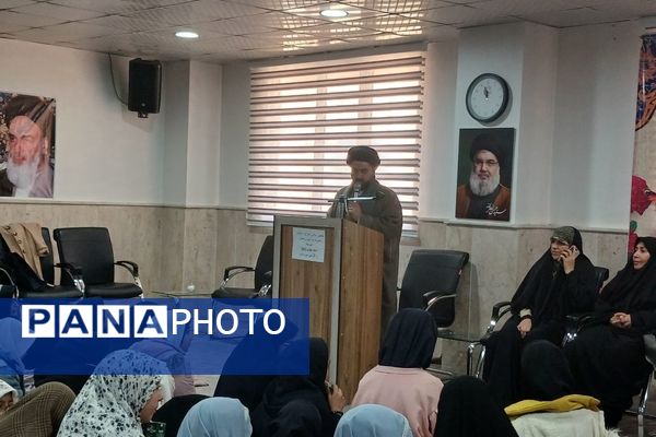 برنامه رویش آدینه با حضور دبستان دخترانه امام مهدی۲  در محمدشهر کرج