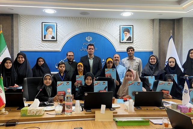 تجلیل از دانش‌آموز خبرنگاران پانا؛ روایت افتخار در مسیر سلامت و تربیت‌بدنی