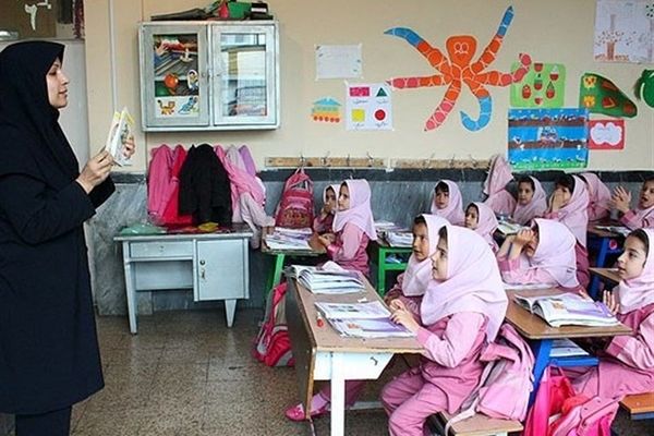 توازن نیروی انسانی با نقل و انتقالات هدفمند / کمبود آموزگار ابتدایی تا سال ۱۴۰۵ برطرف می‌شود