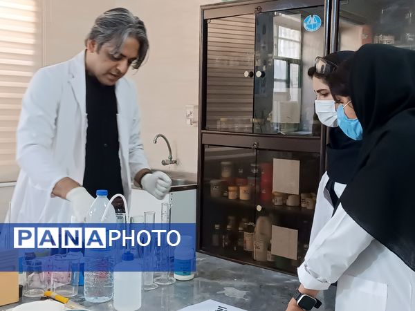 داوری ششمین دوره جشنواره علمی-پژوهشی پژوهشسرای دانشآموزی در هرمزگان