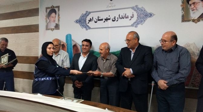 تقدیری از شکوه قلم قهرمانان بی‌ادعا