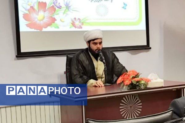 استقبال از دانشجویان جدید در دانشگاه پیام نور فیروزکوه