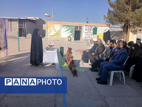 گرامیداشت هفته قرآن، عترت و نماز در آموزشگاه مرحوم صفری شهرستان خلیل آباد