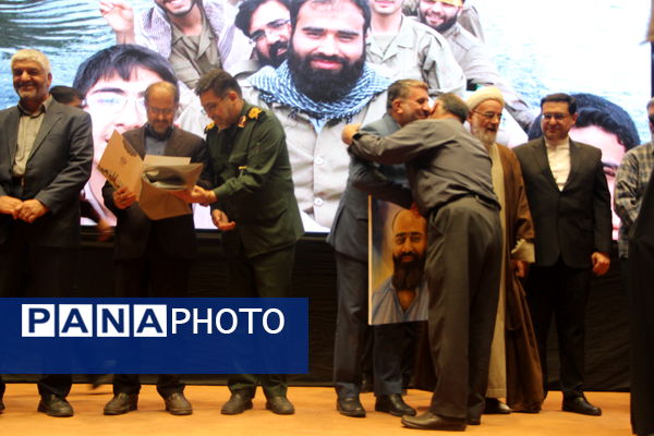 رونمایی از مستند شهید مدافع امنیت امیر محسن حسن نژاد