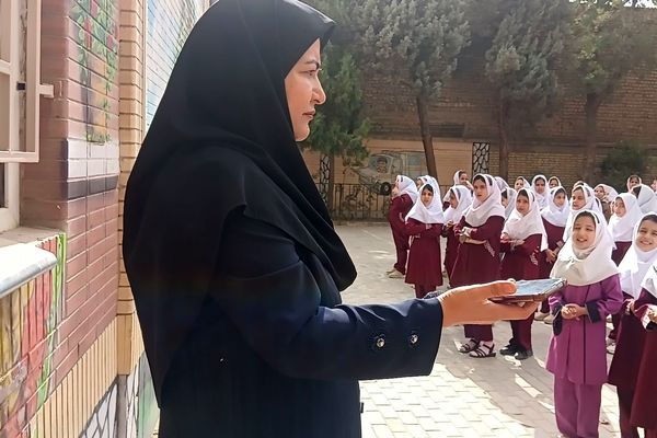 جشن آغاز سال تحصیلی جدیددر دبستان شطیطه۲