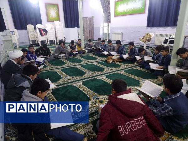 دومین جلسه گفتمان دینی  دبستان پسرانه فضیلت