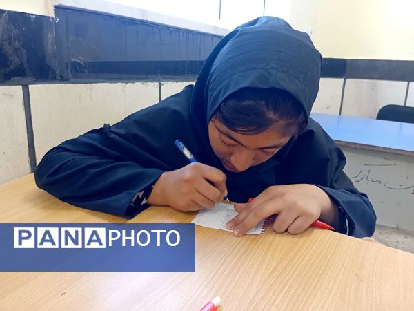 ساخت و راه‌اندازی بازی جعبه آرامش در مدرسه مادرمهربان خلیل آباد