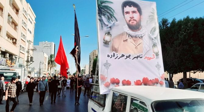 تشییع با شکوه و بی نظیر شهید دفاع مقدس در بوشهر