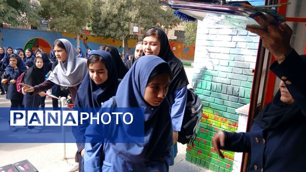 بازگشایی دبیرستان میثاق منطقه تبادکان