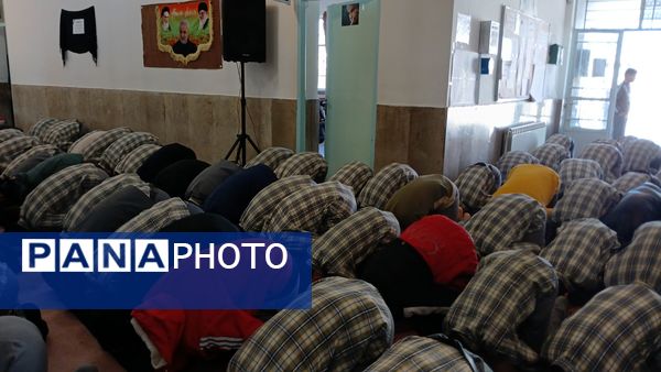 میزبانی دبیرستان نمونه دولتی شهید حاج قاسم سلیمانی شهرستان بن از شهید گمنام