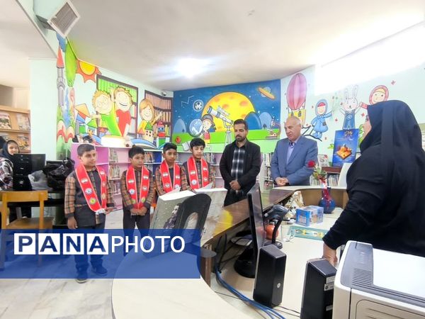 بازدید عوامل اجرایی دبستان شهید پسندیده از کتابخانه فدک فدافن
