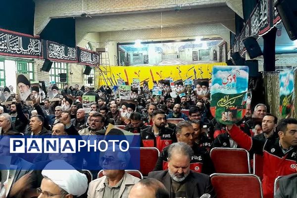 حماسه ۹ دی زنده است؛ ورامینی‌ها بار دیگر با ولایت، پیمان بستند