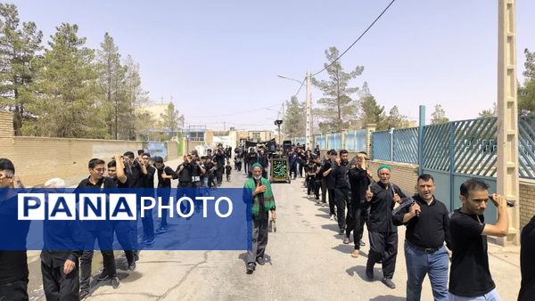 مراسم عزاداری و زنجیرزنی تاسوعای حسینی در شهر حسن آباد جرقویه علیا 