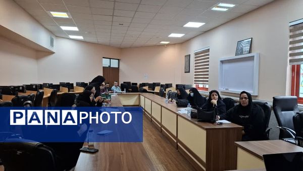 کارگاه طرح توانا و هم افزایی دانش سازمانی در تاحیه 6 مشهد