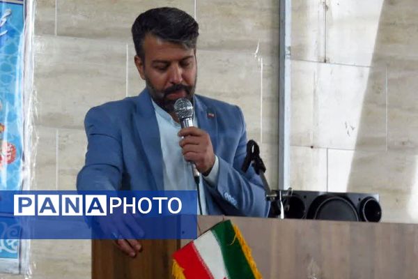 برگزاری محفل انس با قرآن کریم به میزبانی دبیرستان شاهد‌ شهید مسعود‌ درخشان 